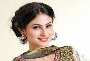 Mouni Roy Family, Biography, Husband, Age, Movie, Wiki, Height or More